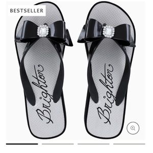 NIB Brighton Bowie Wedge flip flops